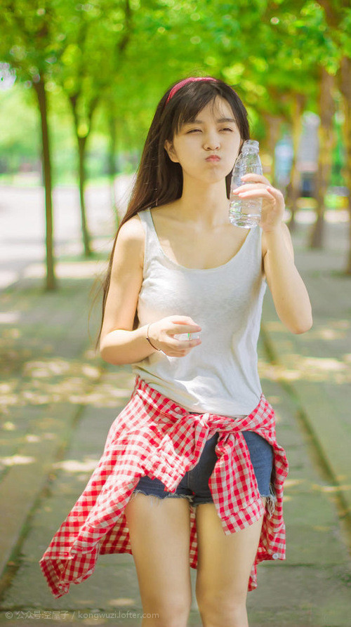 全国青少年接力赛在上海激烈展开，接力赛决赛