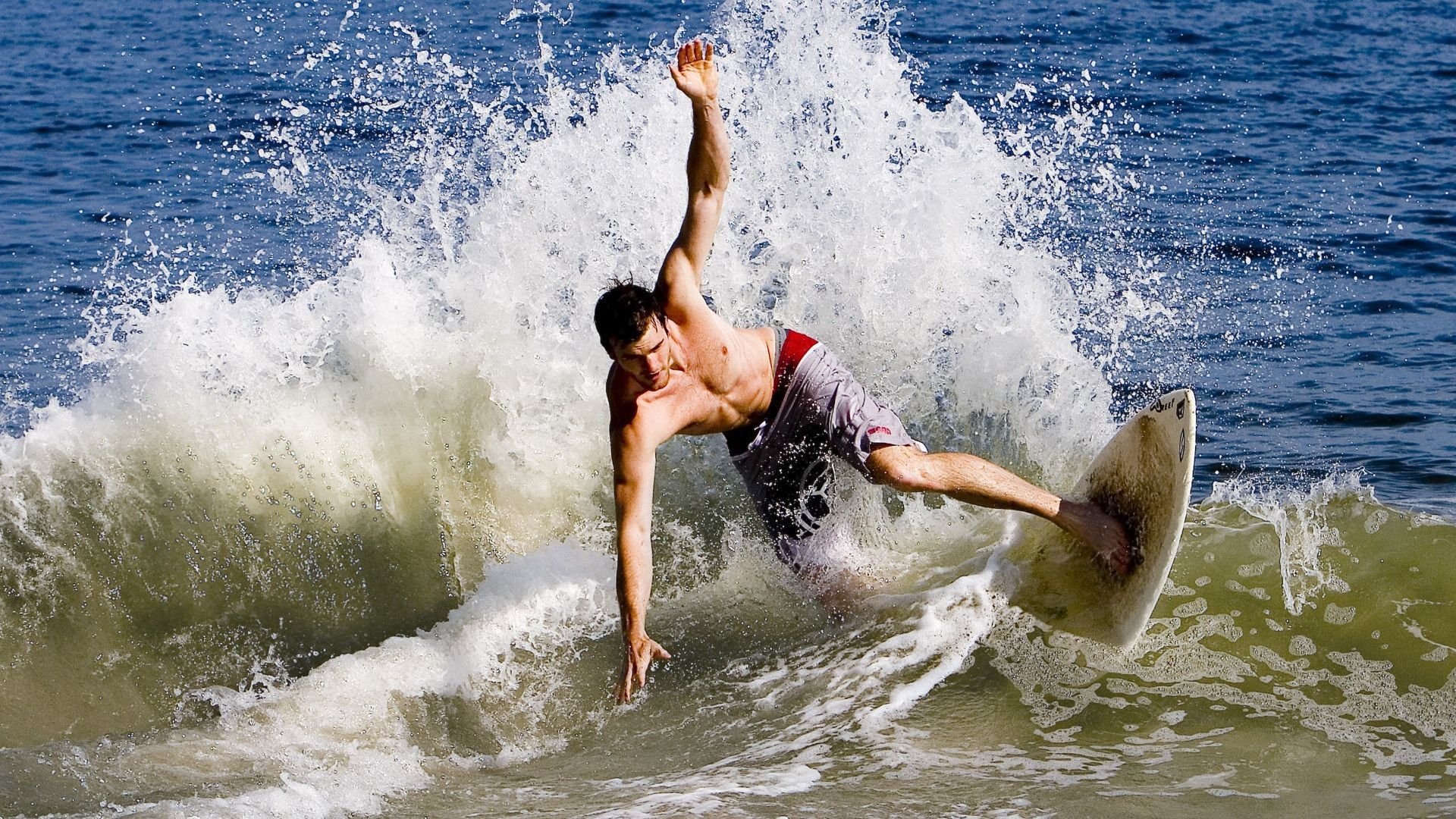 上海申花进攻端火力全开，球队状态回暖，上海申花战绩